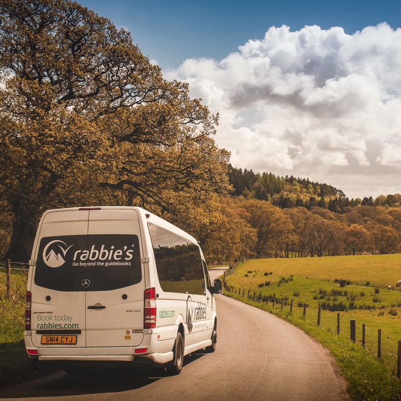 rabbies tours in france